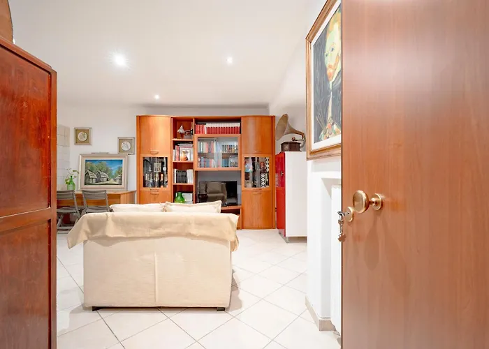 Dj Center Class Apartman *