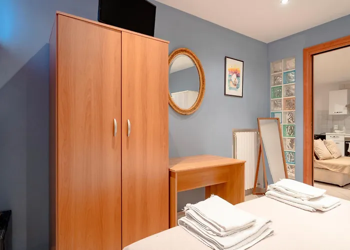 Dj Center Class Apartman *