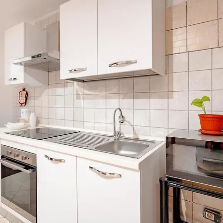 Dj Center Class Appartement Bari